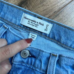 Abercrombie & Fitch Curve Love The 90’s Straight Ultra High Rise